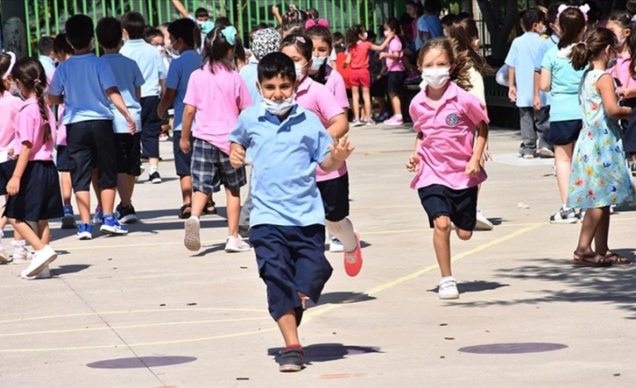 Milli Eğitim Bakanı Mahmut Özer'den yüz yüze eğitimle ilgili flaş açıklama