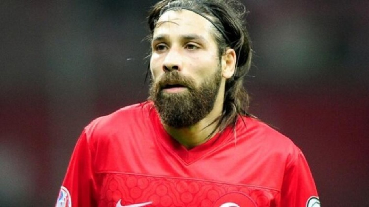 Olcay Şahan futbolu bıraktı!