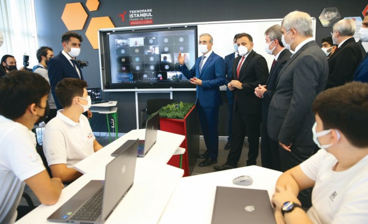 Siber akıncıların yuvası  Teknopark