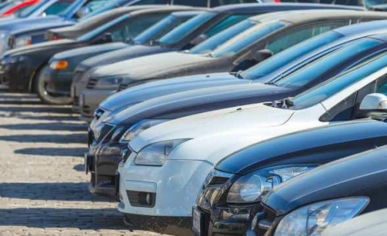 Teftiş Kurulu 2. el araçlardaki fahiş fiyatlarla ilgili devreye girdi! Bakan Muş: Yaptırımları çok ağır olur!