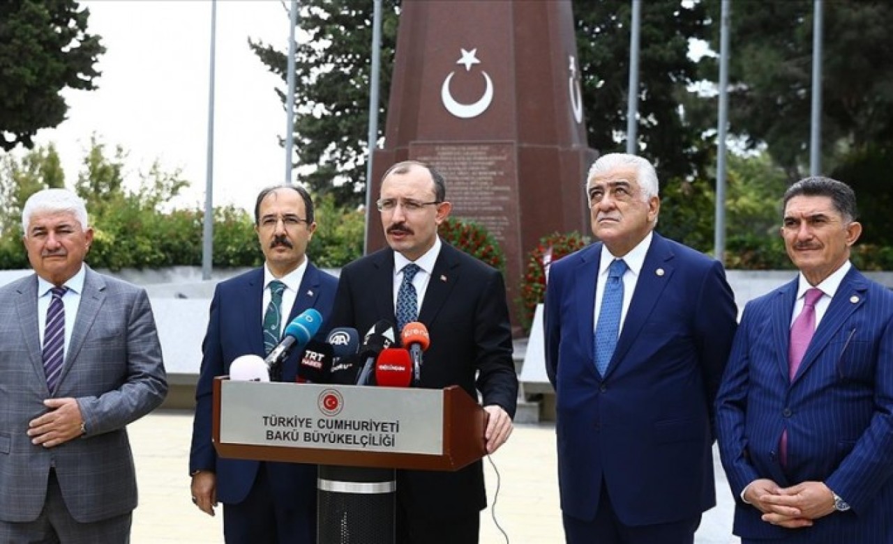 Ticaret Bakanı Muş: Türk ve Azerbaycan şirketleri büyük başarılara imza atacak