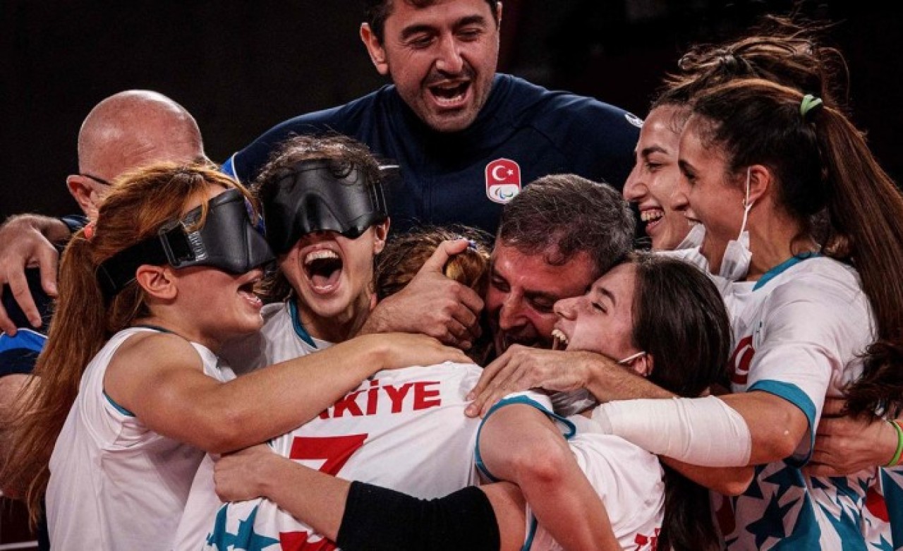 Tokyo'da büyük zafer: ABD'yi devirdik,  şampiyon olduk