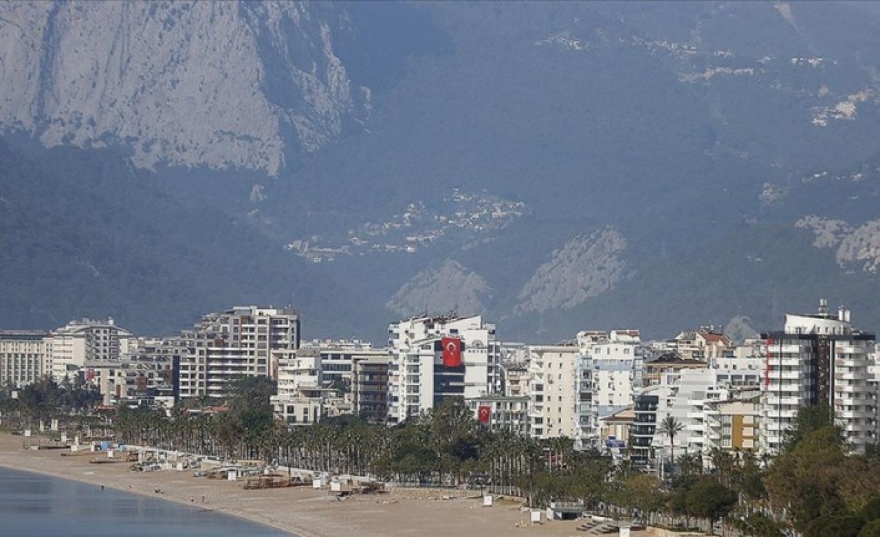 Yabancıya konut satışı rekor kırmaya devam ediyor