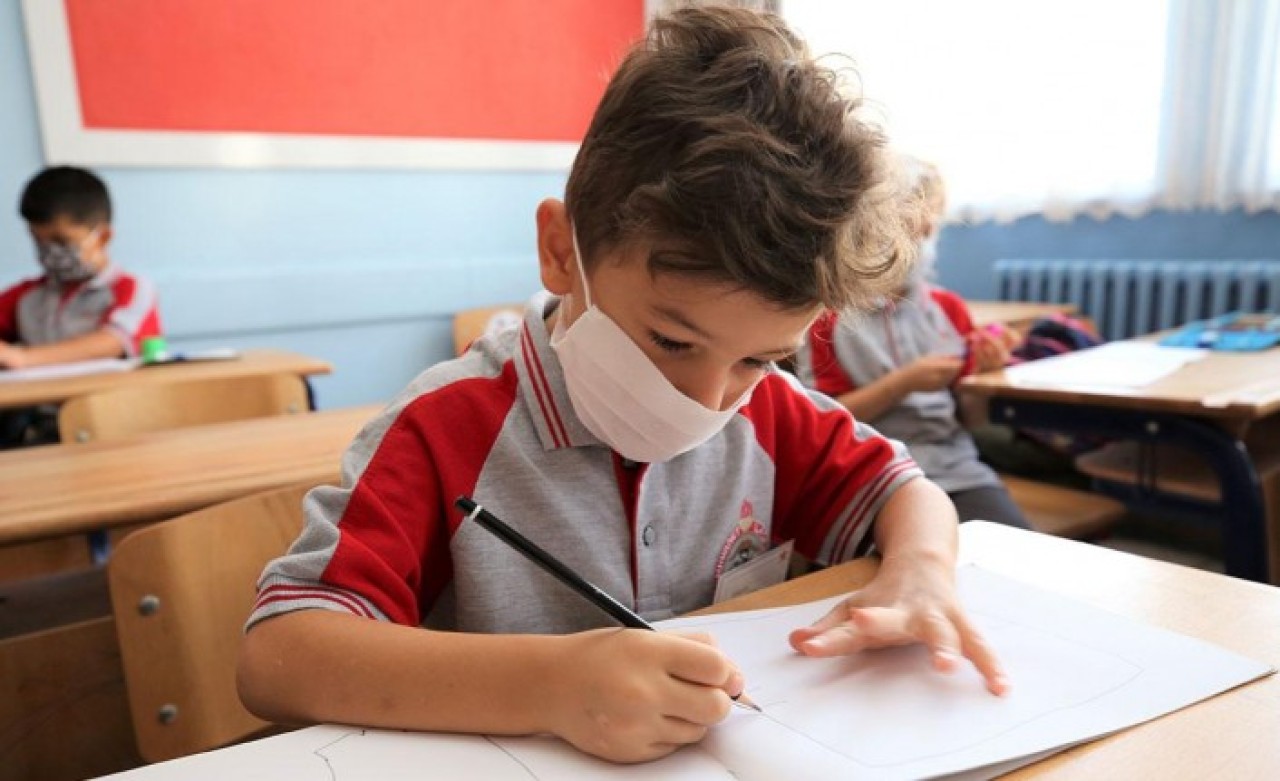 Yüz yüze eğitimde yeni tedbirler masada! Sistem değişiyor!