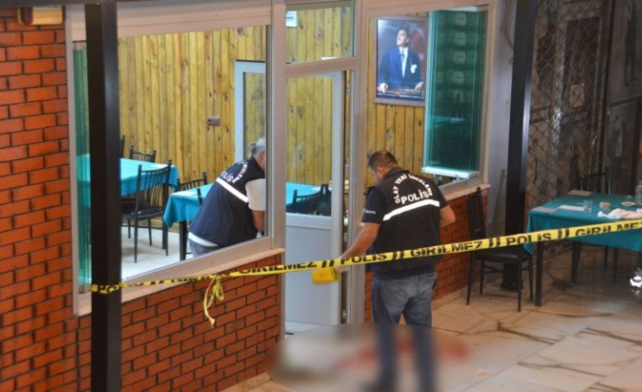 Adana'da emekli polis Kamil Gül dehşet saçtı: Bahadır Serindağ ve Sabri Özgenç öldü