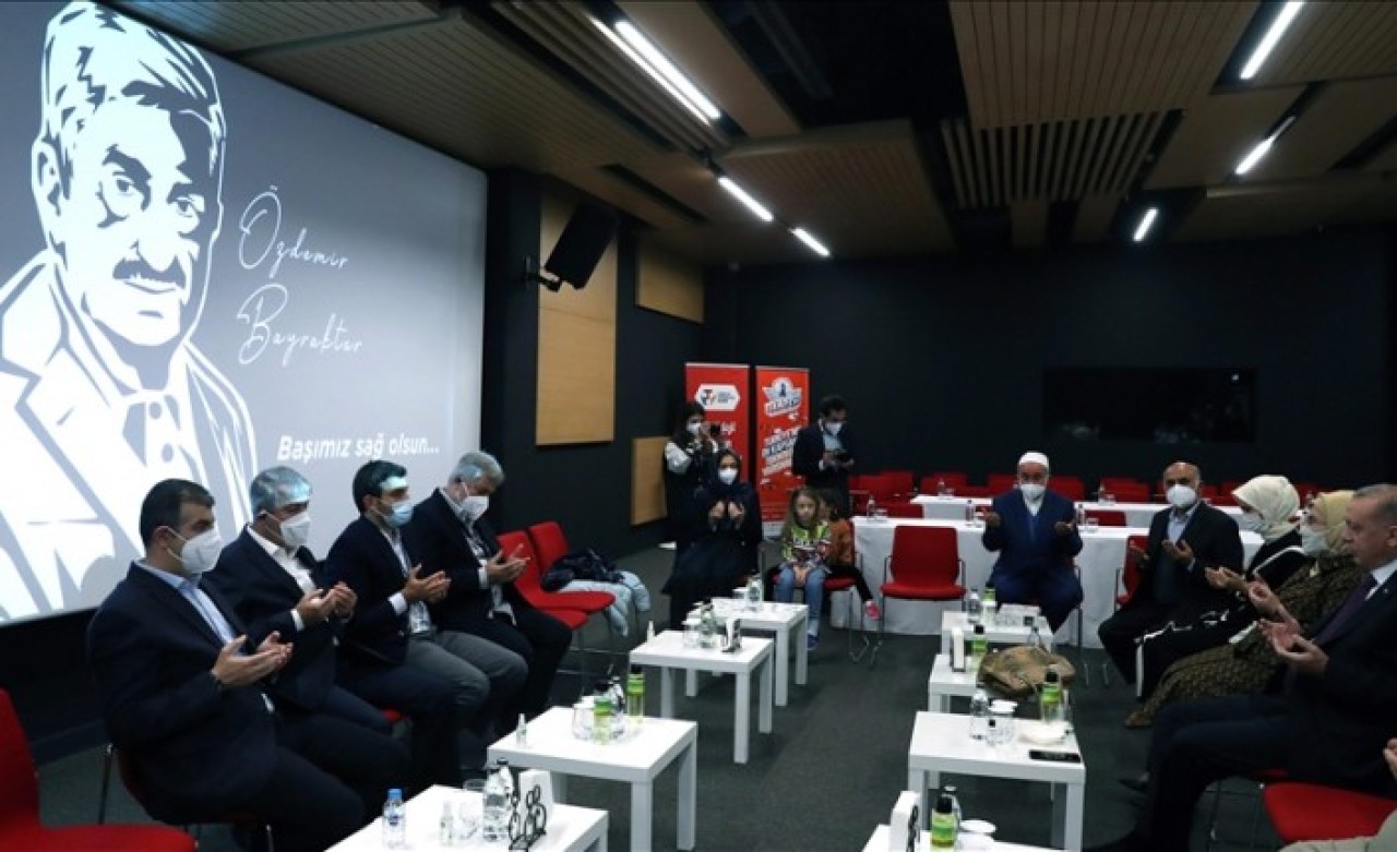 Afrika dönüşü Erdoğan'dan Bayraktar ailesine taziye ziyareti