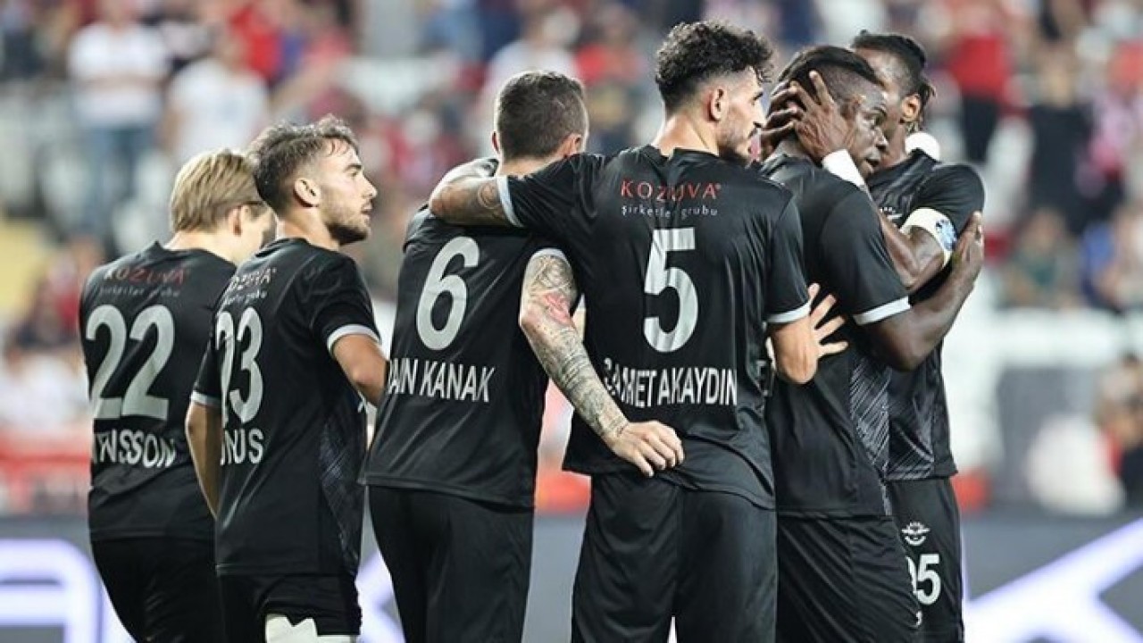 Antalyaspor-Adana Demirspor: Balotelli coştu bir kere