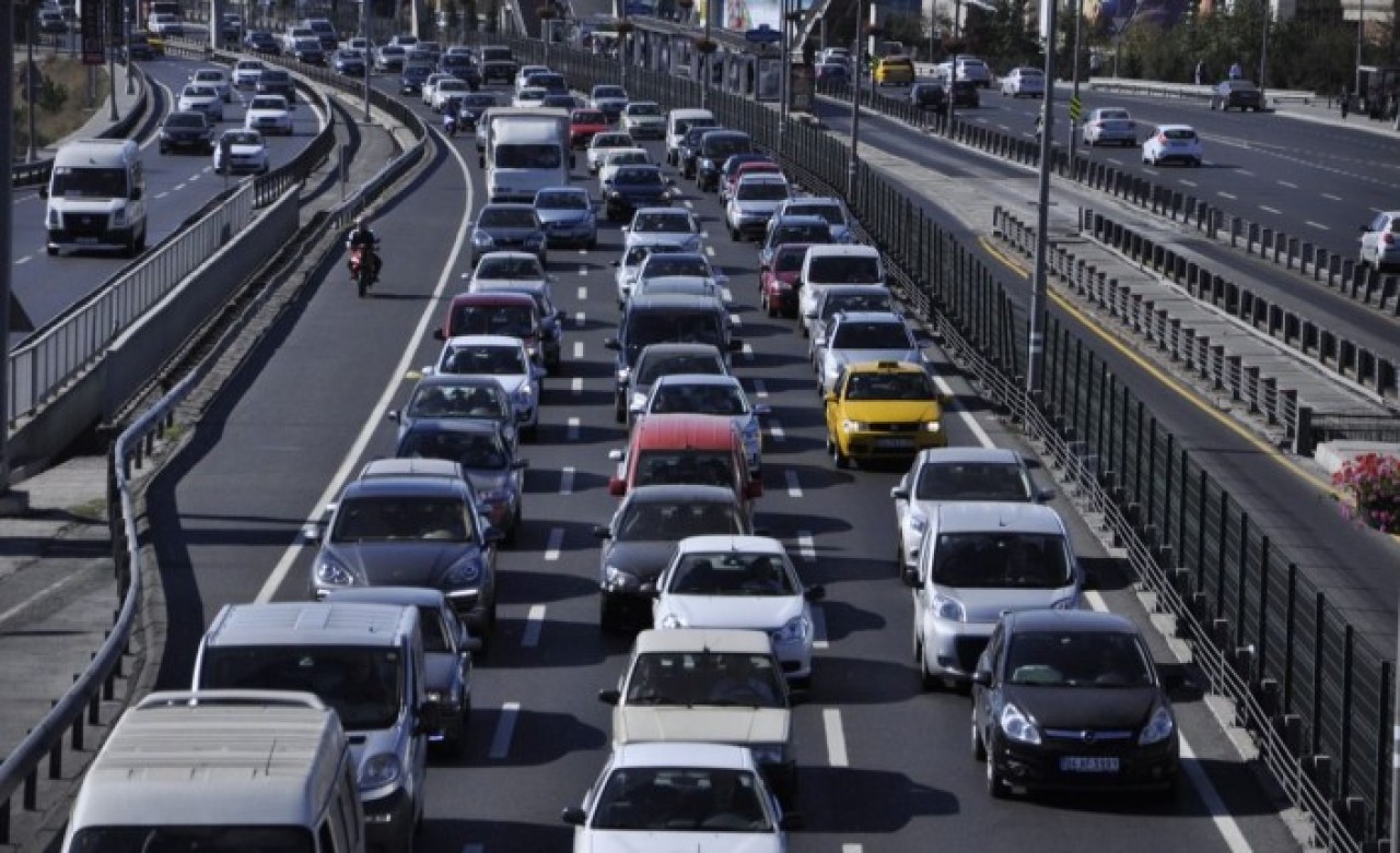 Bütün araç sahiplerini ilgilendiriyor: 1 Aralık'ta başlıyor,  yaptırmayana 846 TL ceza!
