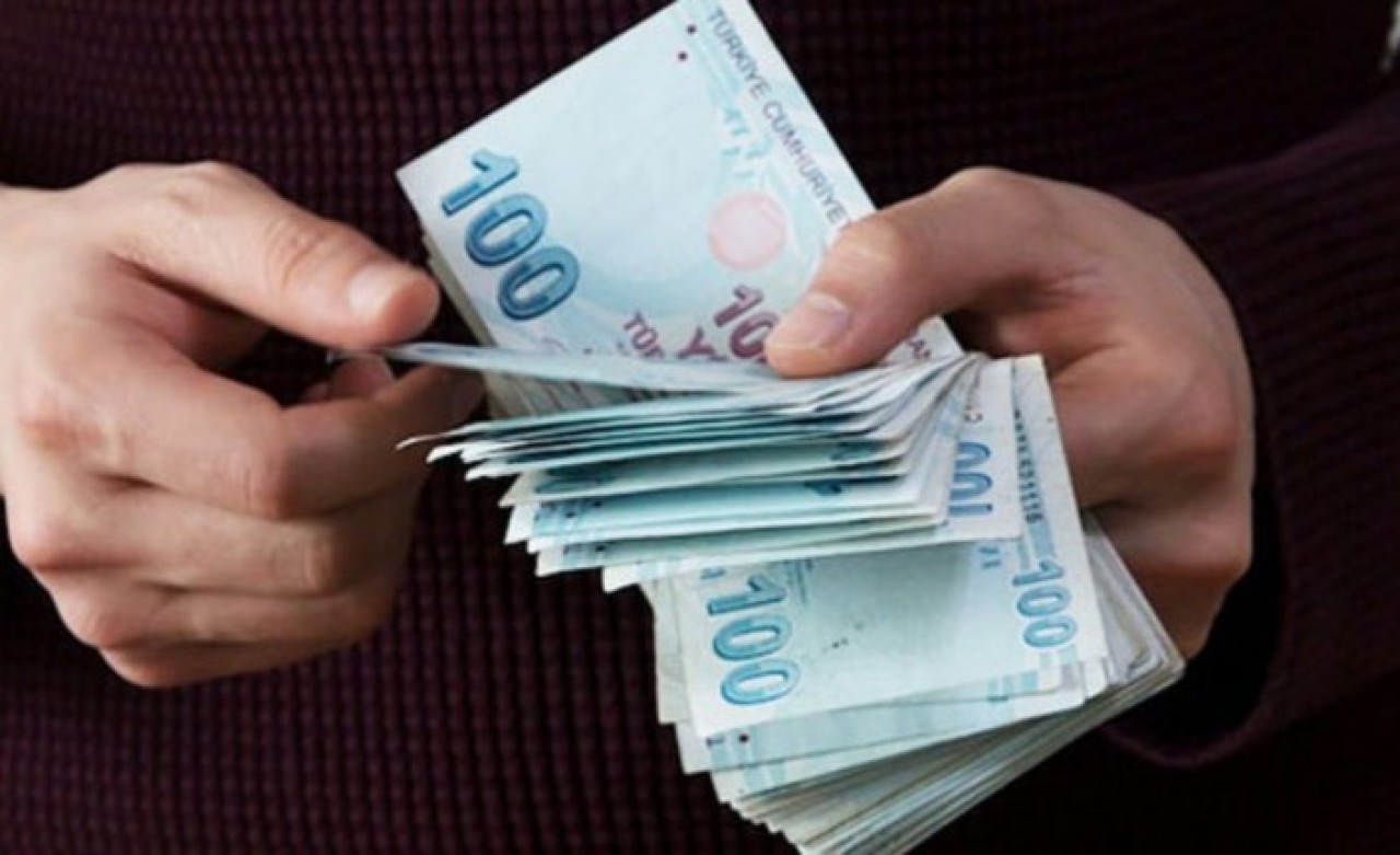 Çocuğu olan herkesi ilgilendiriyor! Emeklilikte yaş ve prim şartı değişti