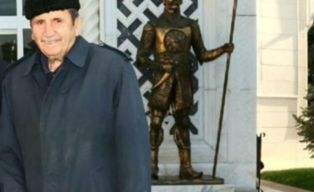 Devlet Bahçeli'nin hocası Prof. Dr. Mehmet Şakir Akça hayatını kaybetti