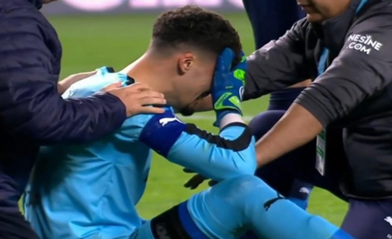 Fenerbahçe,  Konya'da ağır hasarlı: Kaleci Altay gözyaşlarını tutamadı