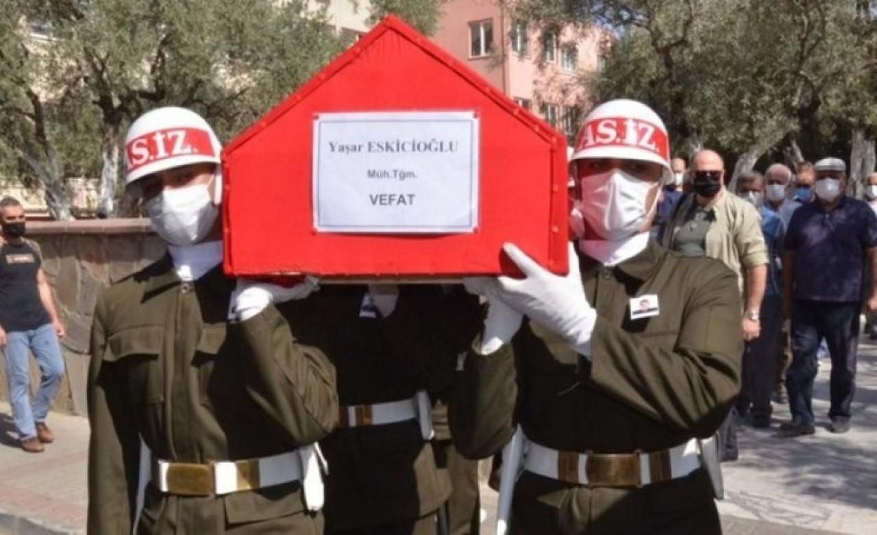 İstanbul'da birliğindeki odasında bulundu: Teğmen Yaşar Eskicioğlu öldü