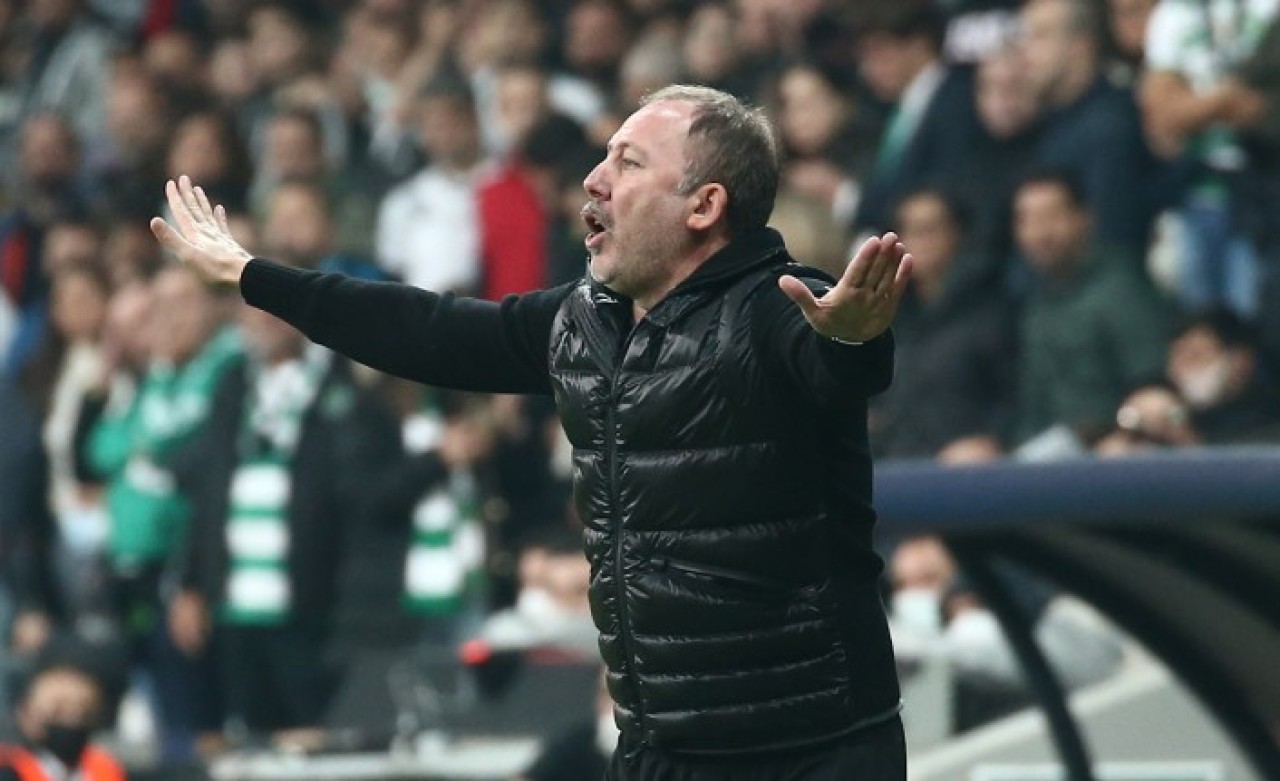 Sergen Yalçın'dan Sporting Lizbon maçı sonrası flaş açıklamalar