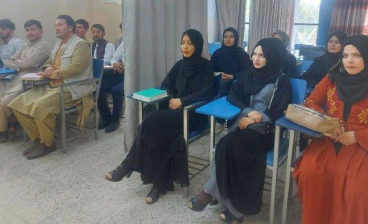 Taliban'dan kadınların okula gitmesi şartı: Dünyadan bakın ne istediler?
