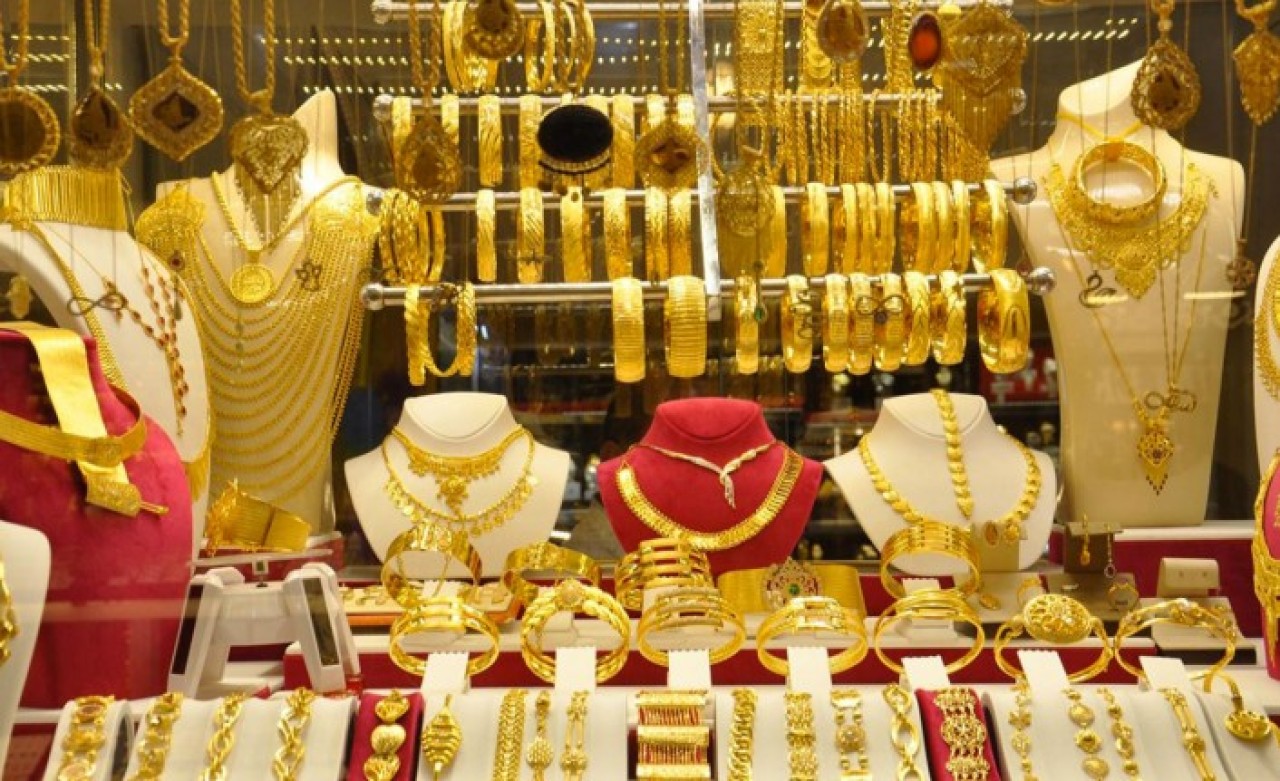 Uzman isim tarih ve fiyat verdi! Altın alacaklara kritik uyarı