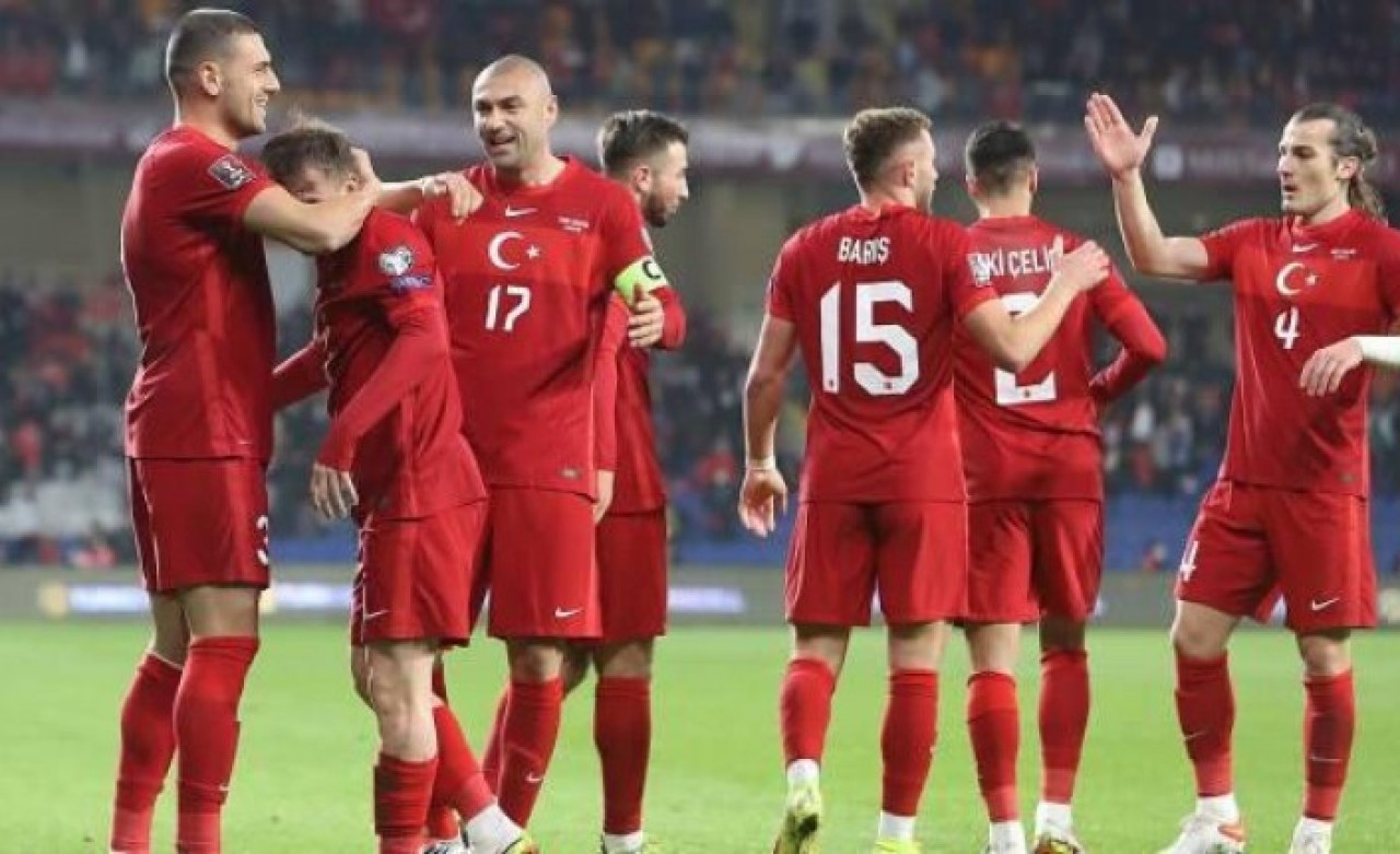 A Milli Takımımız'ın Play-Off'taki rakibi belli oldu: Ateşe düştük!