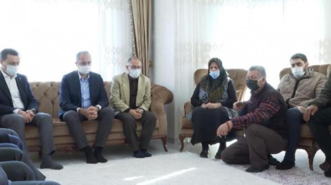 Adalet Bakanı Gül,  samuray kılıçla öldürülen Başak Cengiz'in ailesinin evine gitti,  Erdoğan telefonla sabır diledi: Cani hak ettiği cezayı alacak! 