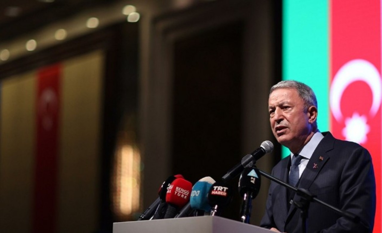 Bakan Akar: Azerbaycan kimmiş,  Türk kimmiş bunu herkes gördü