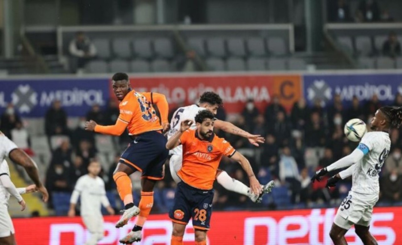 Başakşehir-Adana Demirspor: 2 penaltı,  3 gol