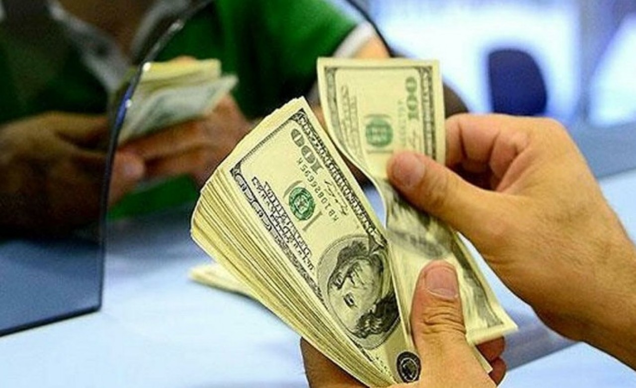 Dolar hızla yükselirken döviz bürolarından döviz alım satımında flaş karar! Resmi Gazete'de yayımlandı