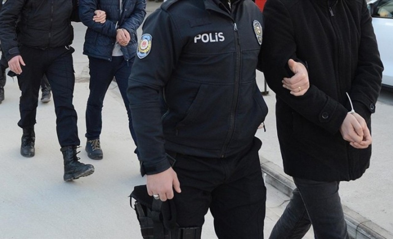 Ankara merkezli 38 ilde, FETÖ'nün jandarma 'mahrem hizmetler' yapılanmasına büyük operasyon