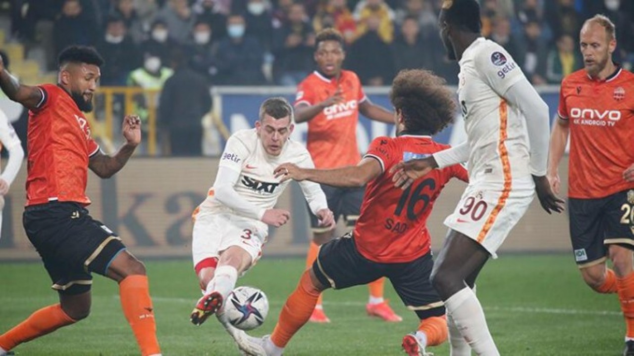 Galatasaray Avrupa'da başka,  ligde başka: Malatya'da neler oldu neler!