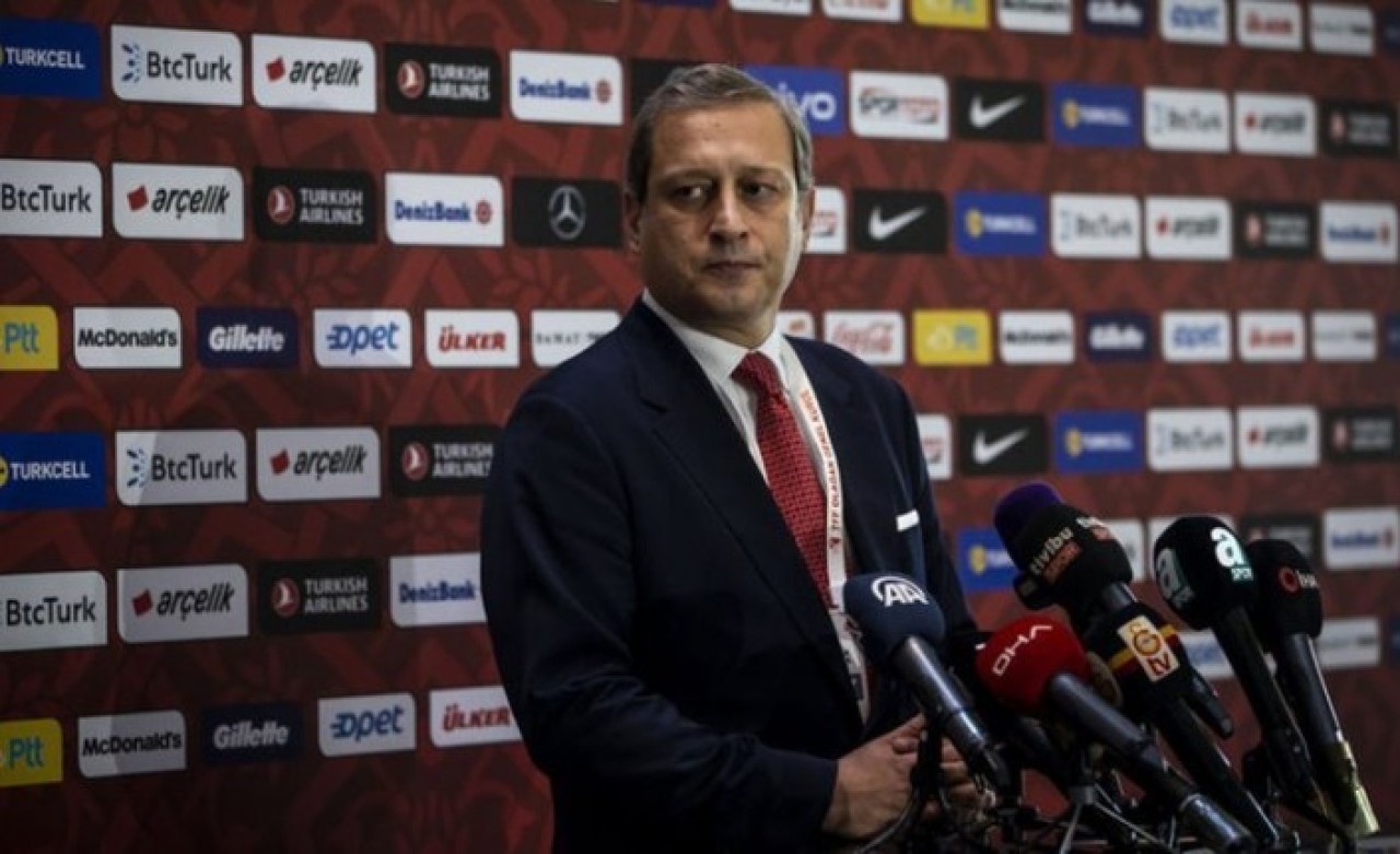 Galatasaray Başkanı Burak Elmas'tan Ahmet Nur Çebi'ye mesaj: Kimse haddini aşmasın!