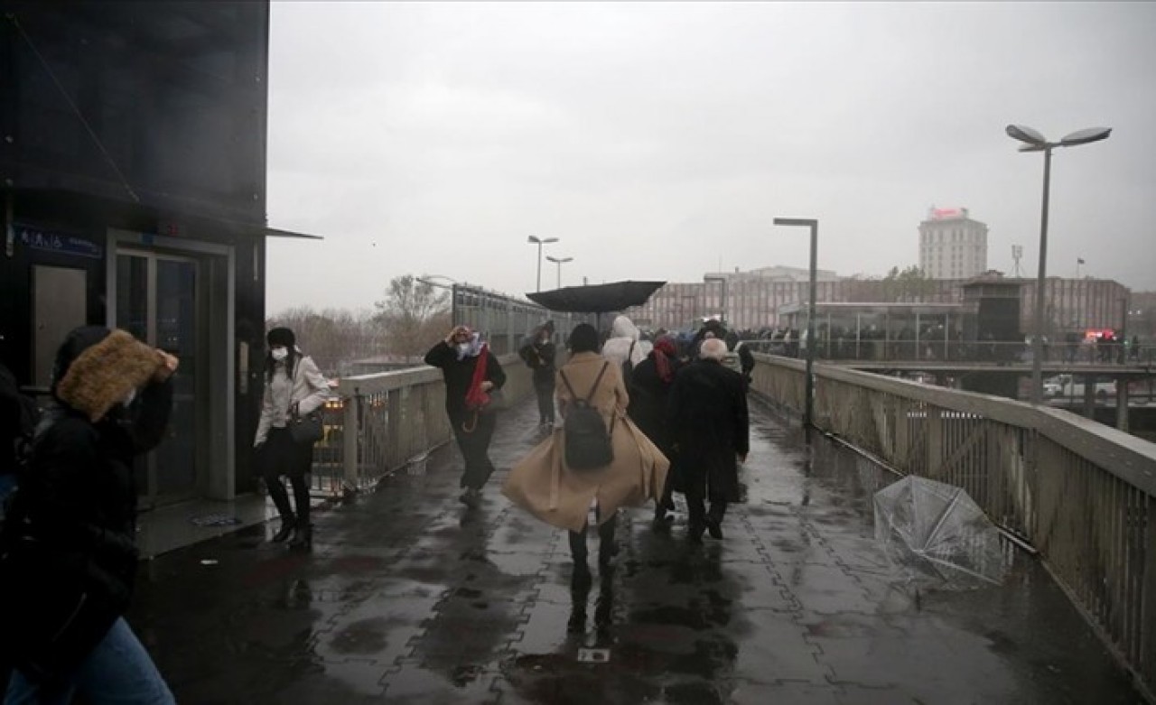 İstanbul ve 4 ilde eğitim öğretime bir gün ara verildi