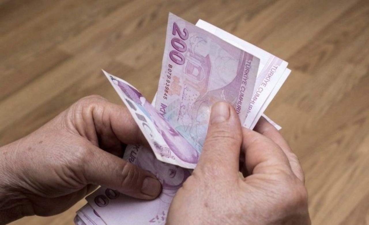 Memur ve emekliye enflasyon farkı göründü! İşte ocakta maaşlara yapılacak zam oranı