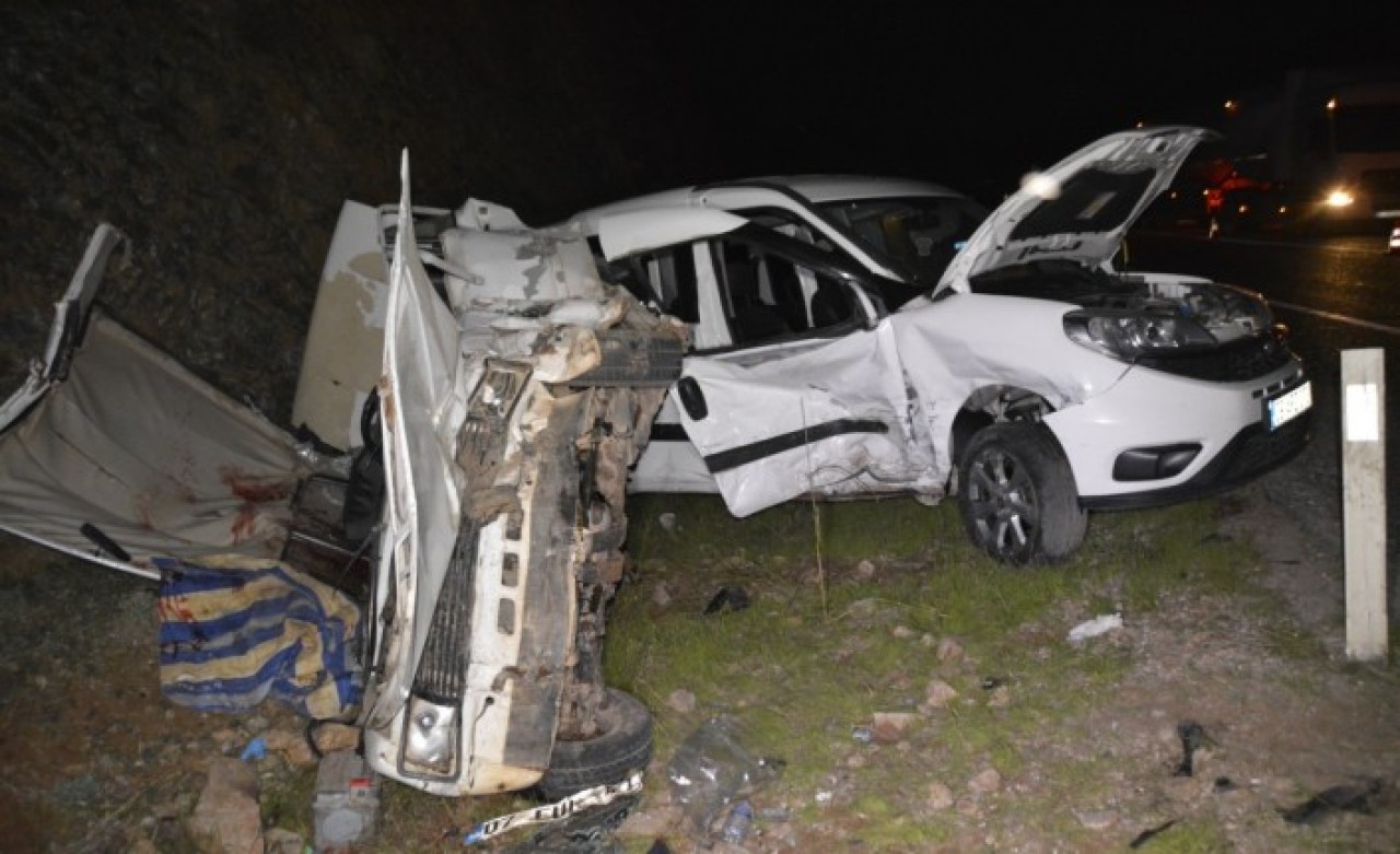 Muğla'da feci kaza: Ramazan Meltem öldü,  3 kişi yaralandı