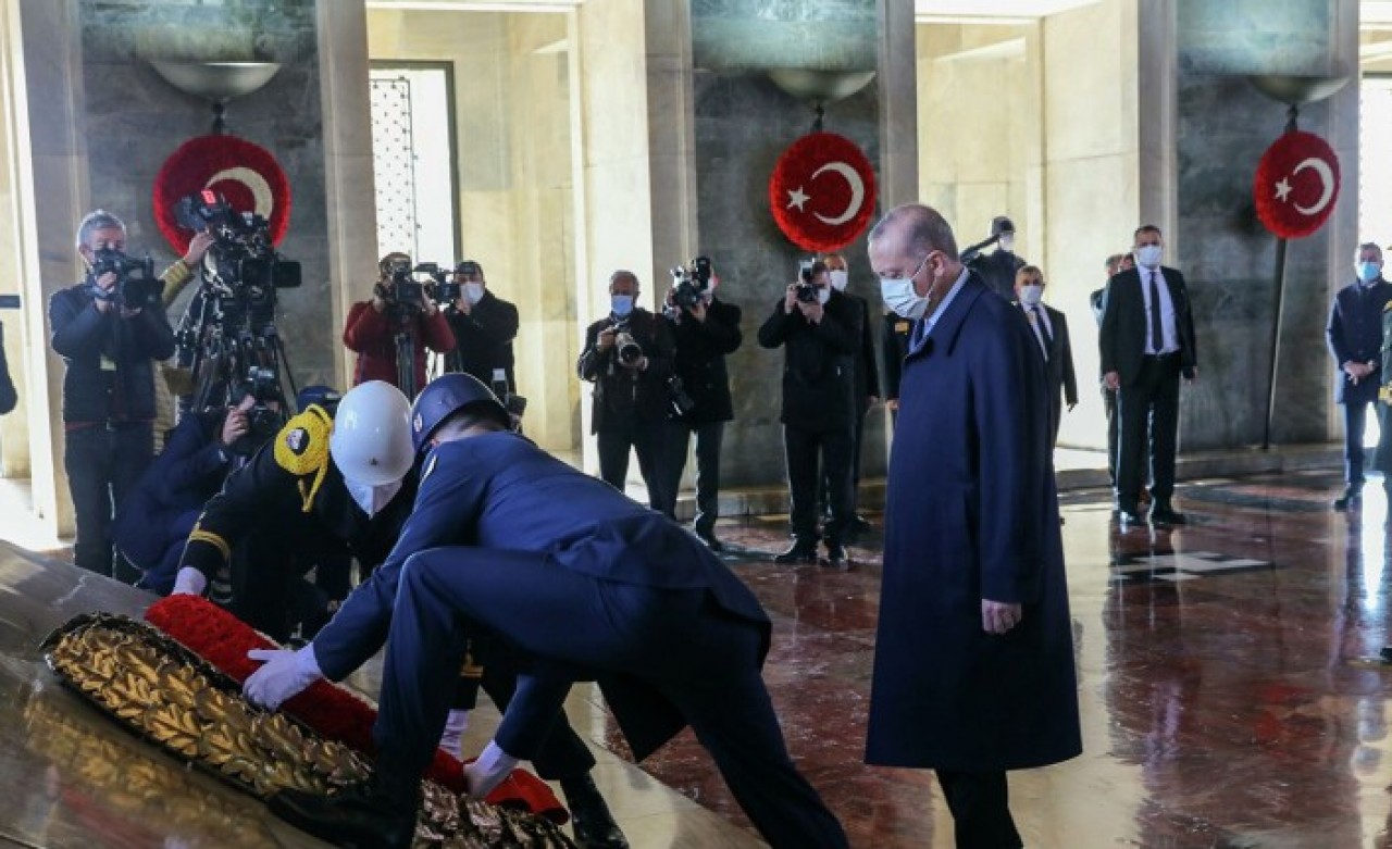 Saat tam 09.05'te: Cumhurbaşkanı Erdoğan'dan flaş Atatürk paylaşımı