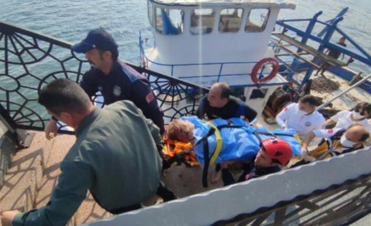 Ünye'de Tiktok'ta fenomen olmak için inanılmaz olaylar yapan Suna Yeşil,  Ruh Sağlığı Hastanesi'ne kaldırıldı!