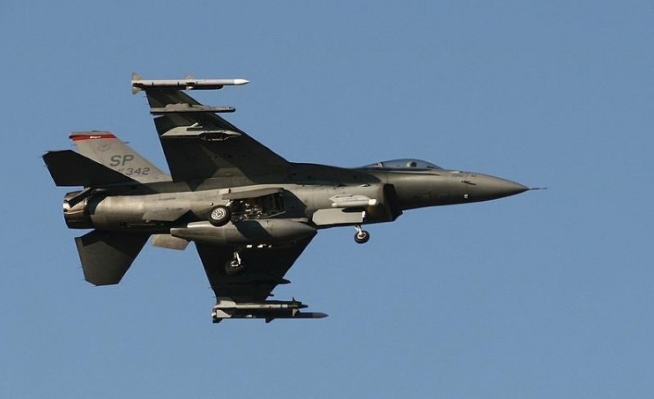 Yunanistan Hava Kuvvetlerine ait F-16 düştü