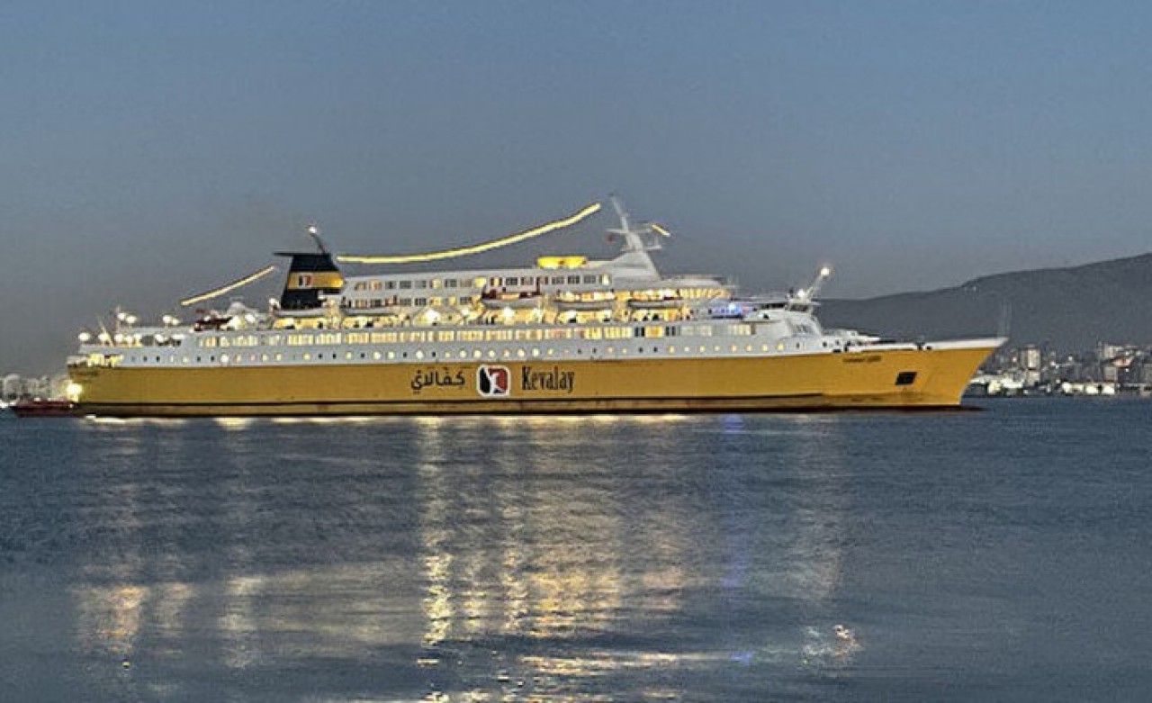 25 yıl sonra bir ilk! Beklenen ikinci gemi de İzmir’e geldi