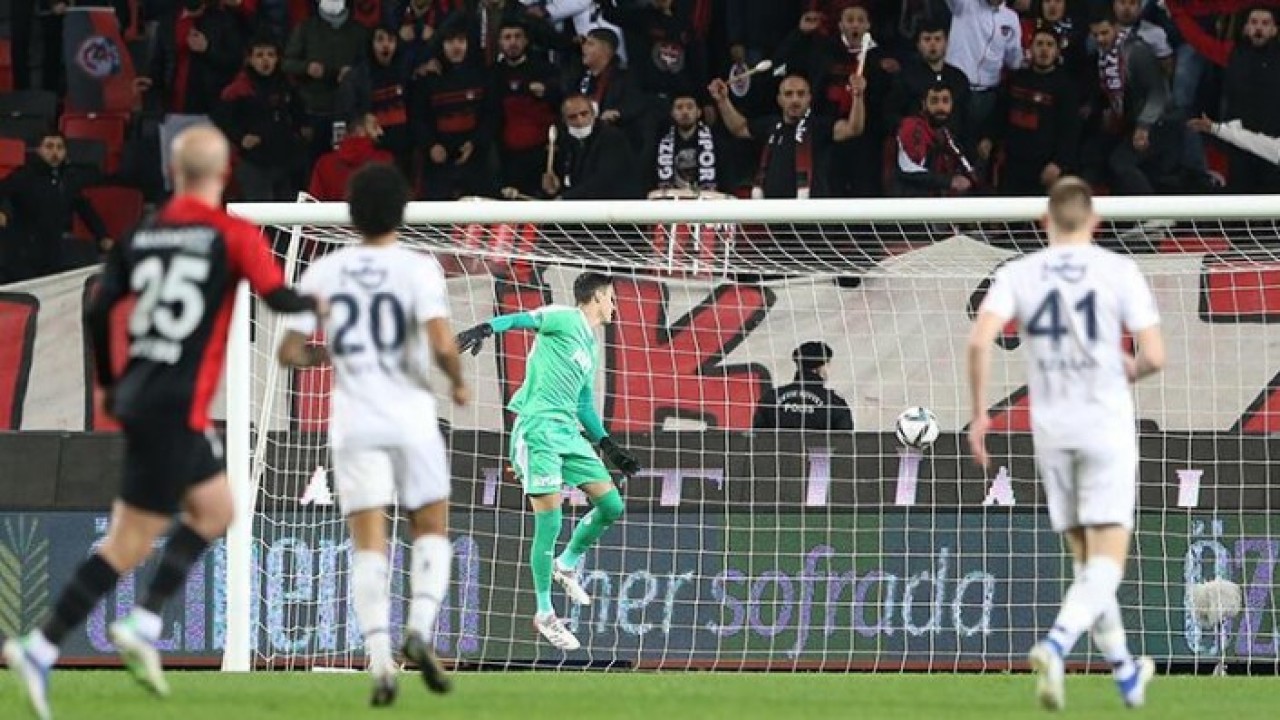 43 metreden gol de yedi: Fenerbahçe,  Gaziantep'te düelloyu da umudunu da kaybetti