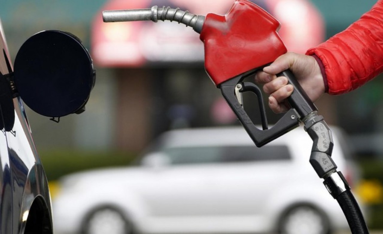 Akaryakıt fiyatlarına büyük indirim geliyor!