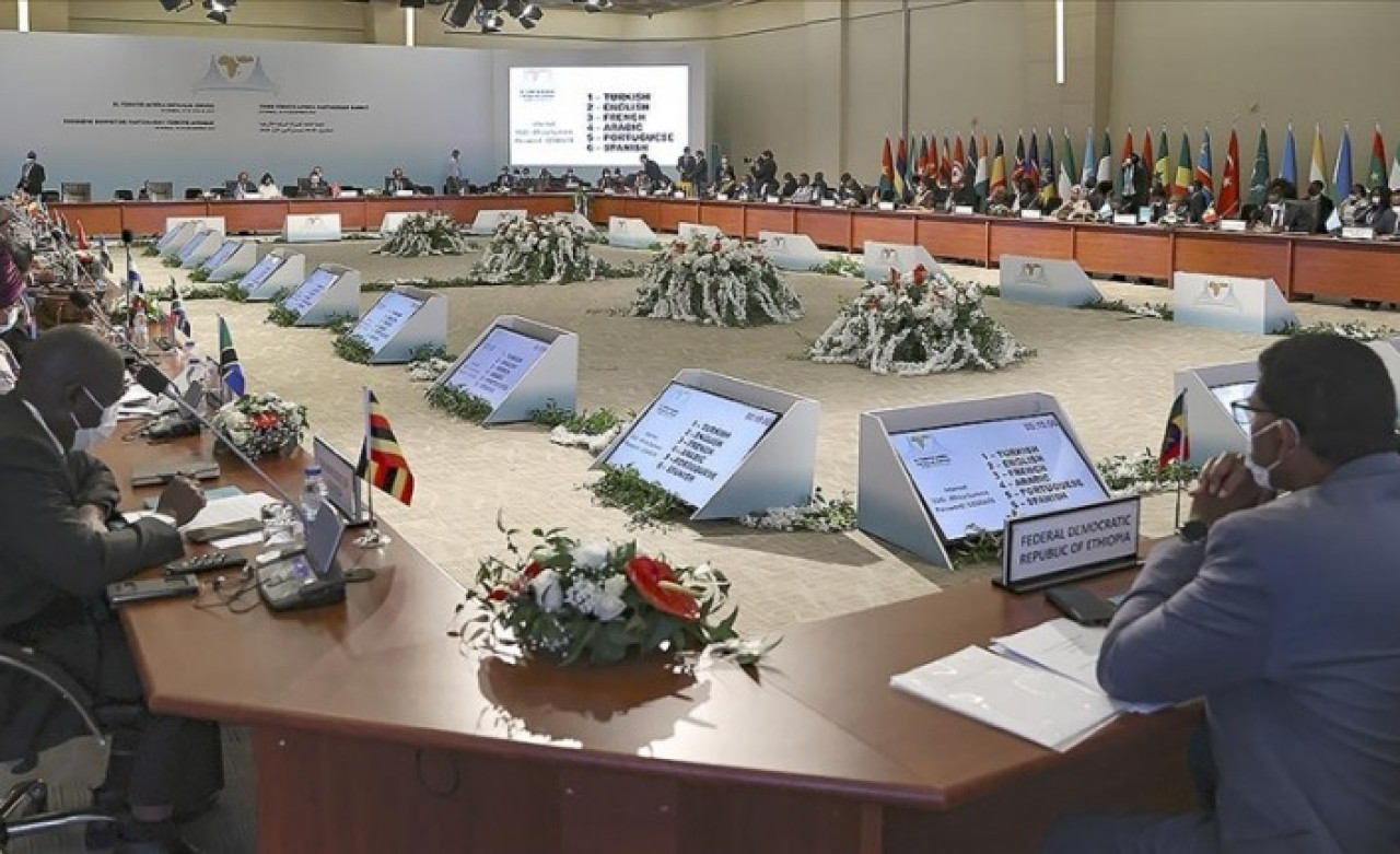 Bakan Çavuşoğlu'ndan Türkiye-Afrika Ortaklık Zirvesi'nde flaş açıklamalar