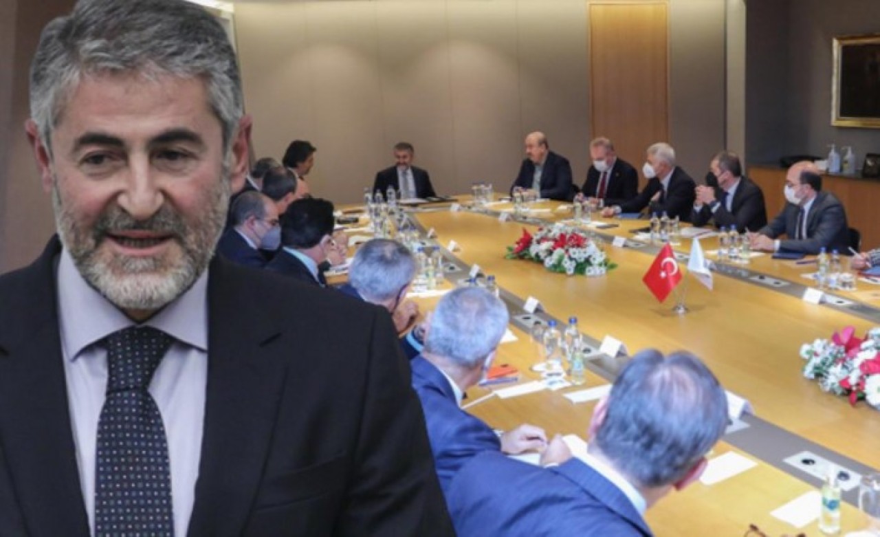 Bakan Nebati'den bankacılara: 'Bu konu tartışmaya kapalı,  başka öneriniz varsa dinlerim'