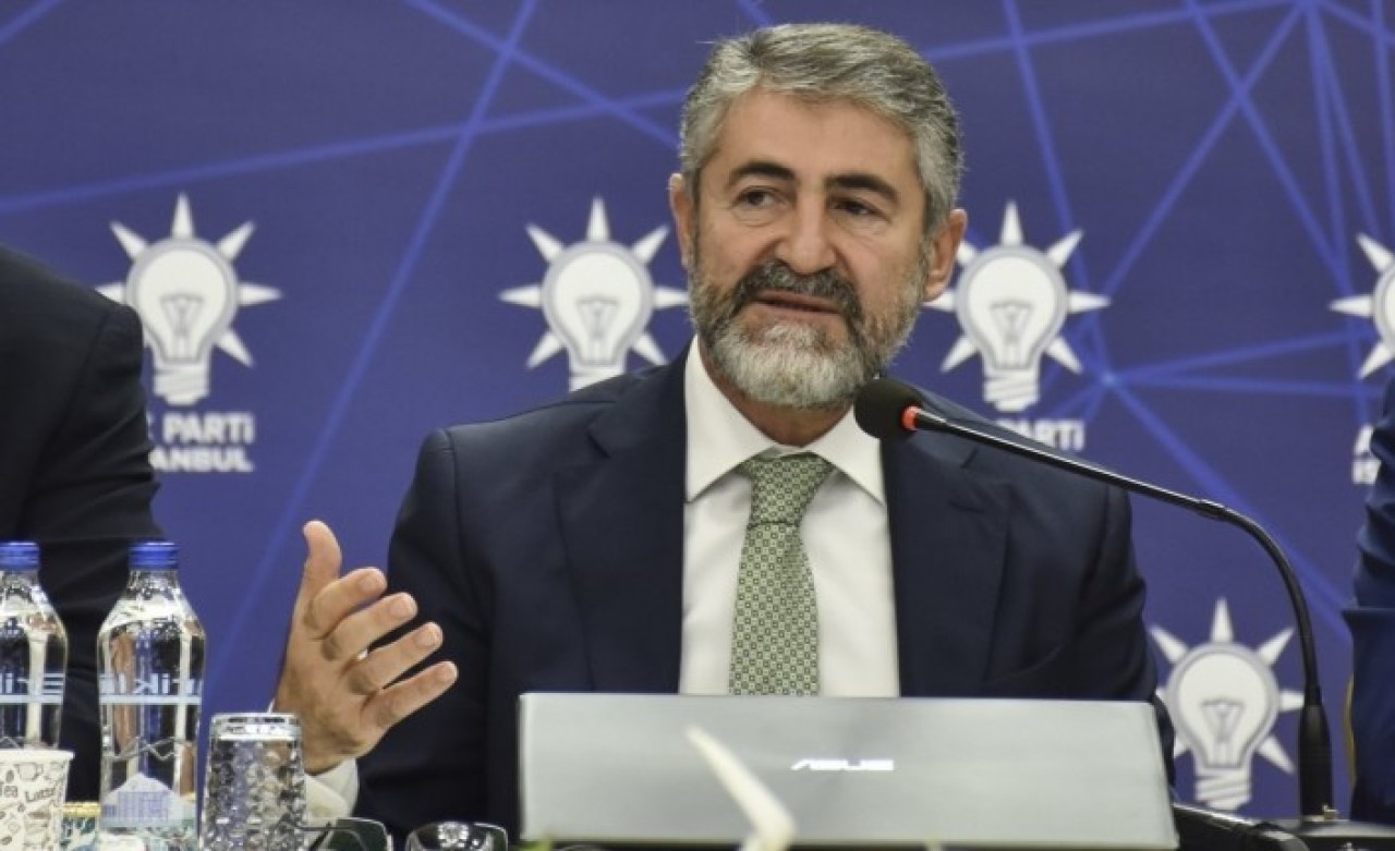 Bakan Nebati'ye açık açık soruldu: 84 milyon neden parası olanın zararını karşılasın?