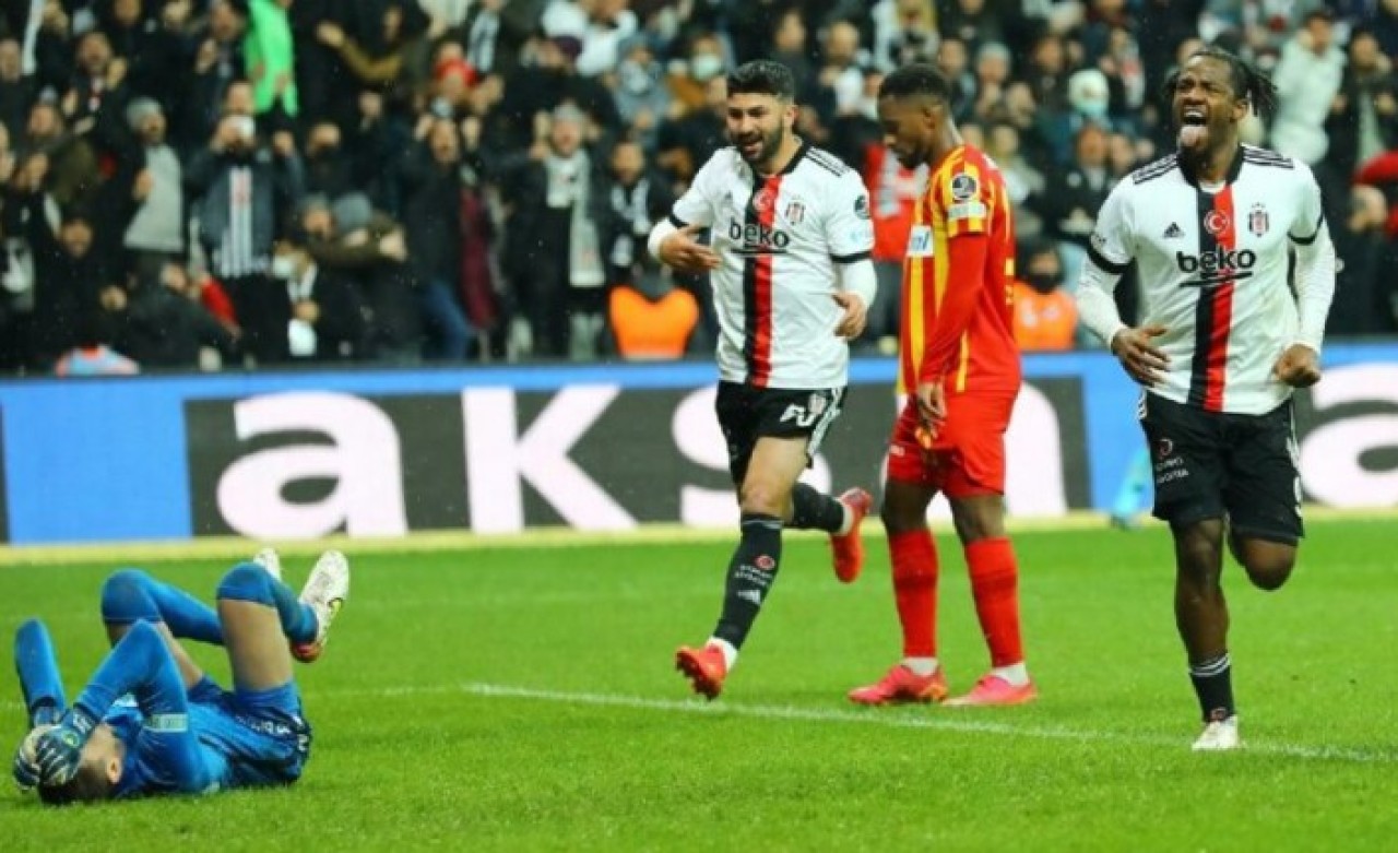 Batman'e Güven geldi! Beşiktaş,  Sergen Yalçın ilk maçında Kayserispor'a patladı!