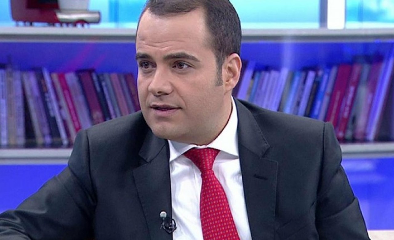 Ekonomist Özgür Demirtaş,  dolardaki ani düşüşün nedenini açıkladı