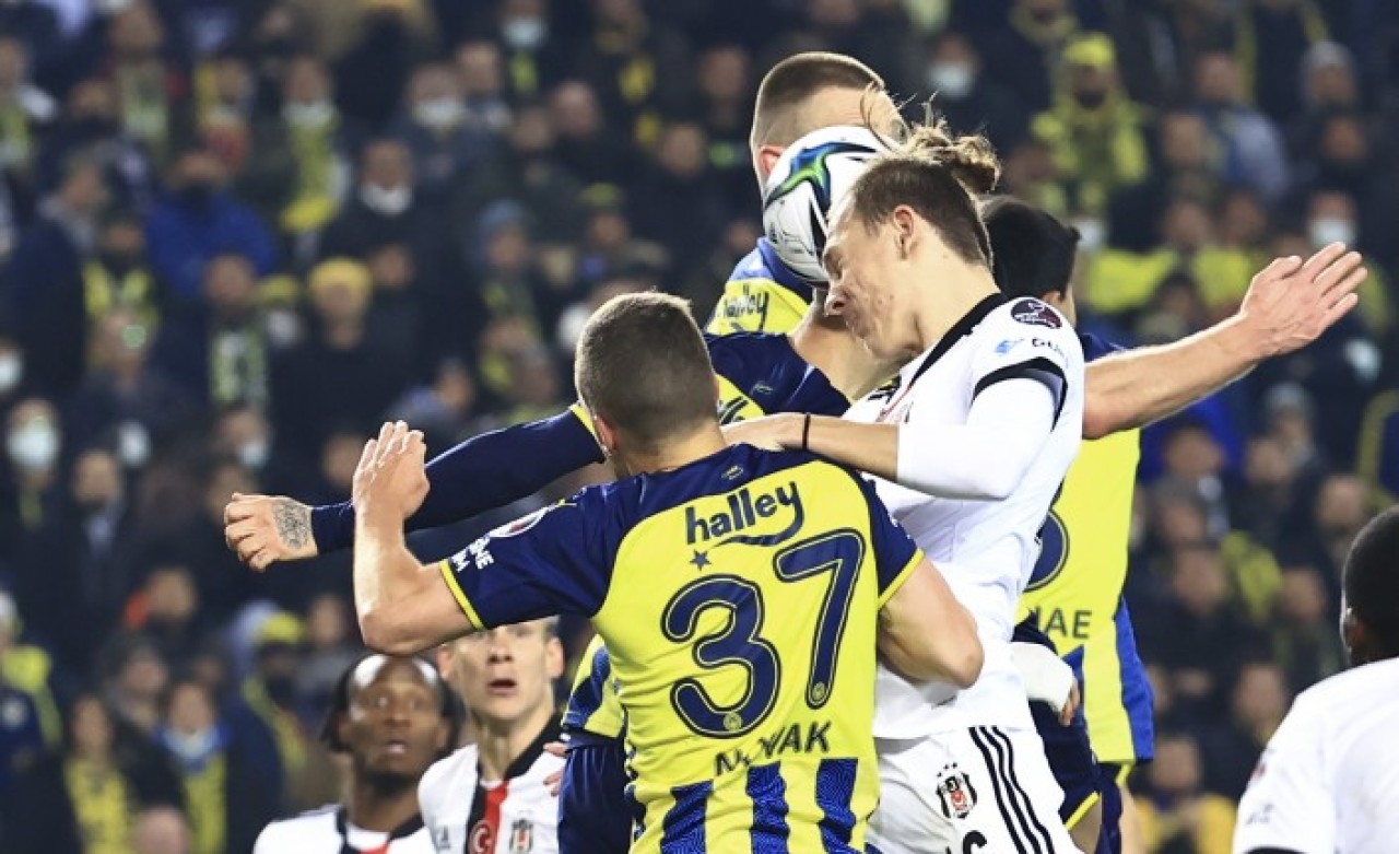 Fenerbahçe-Beşiktaş: 4 gollü derbide taraftarlar dışında herkes sevindi!