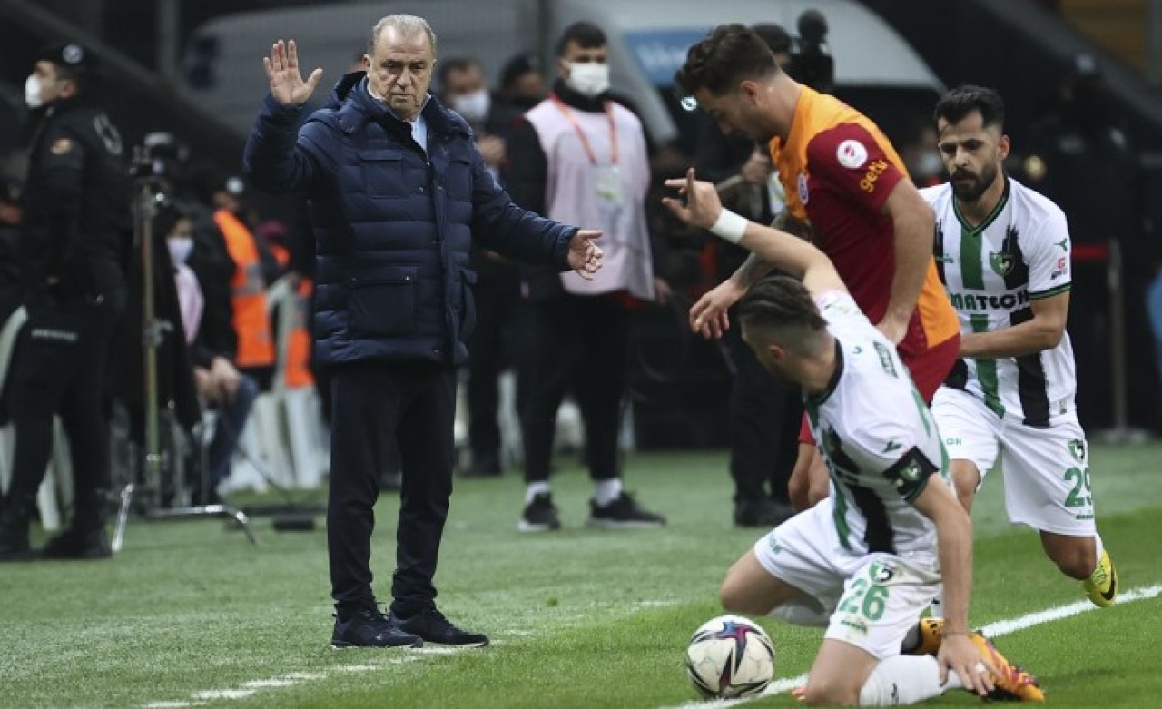 Galatasaray'a Denizlispor şoku!