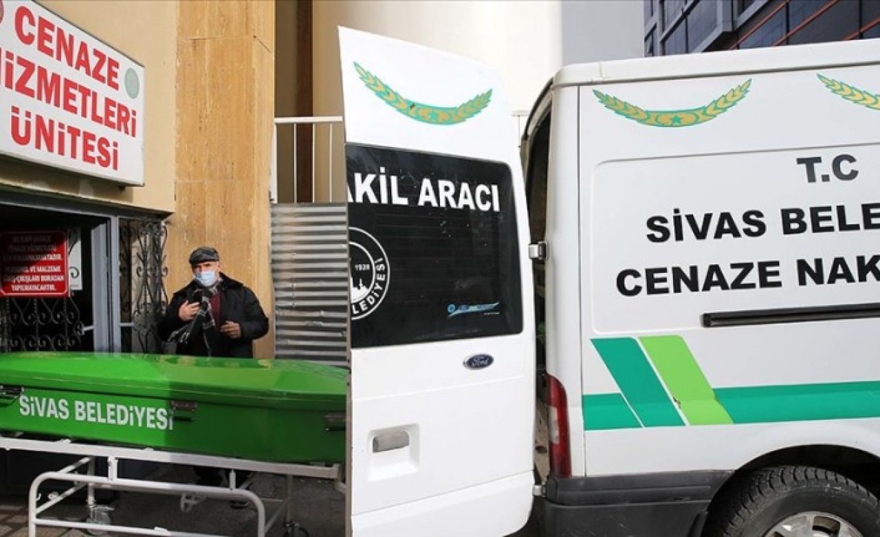 Sahte içkiden son 4 günde 9 ilde 26 kişi öldü: İşte o iller!