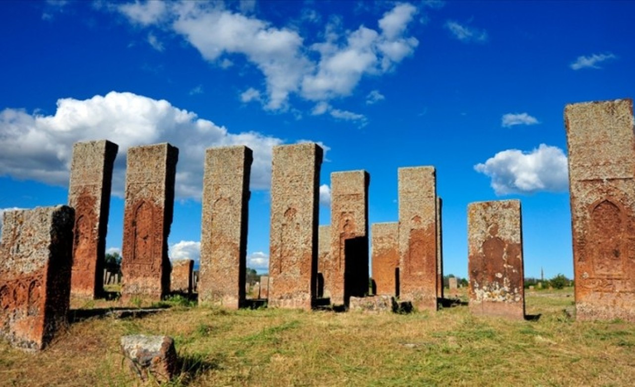 Şarkiyatçılık ve Türkiyat'ın çifte sömürgeleştirilmesi