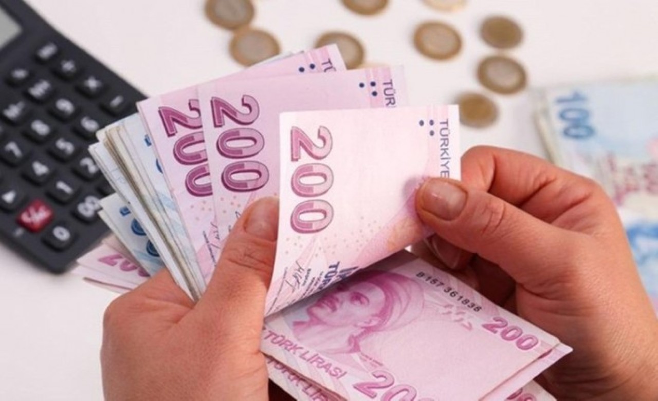 Türk-İş asgari ücret zammı için hem tarih hem de rakam verdi