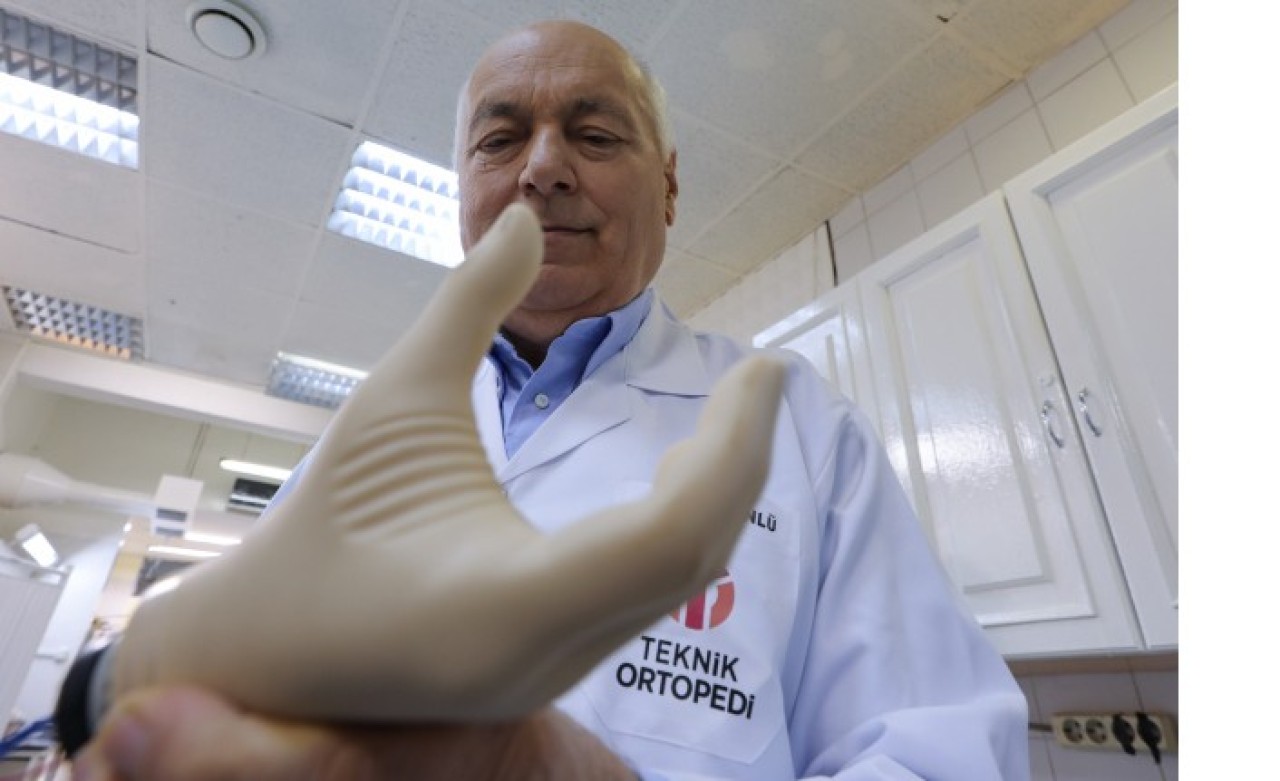 57 yılda yaklaşık 8 bin engellinin eli ayağı oldu