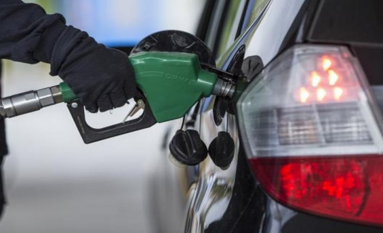 Benzin ve motorin rekor zamlanacak! Sektör uzmanları tarih verdi