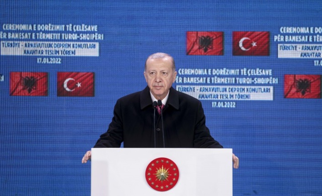Cumhurbaşkanı Erdoğan'dan Arnavutluk'ta flaş açıklamalar