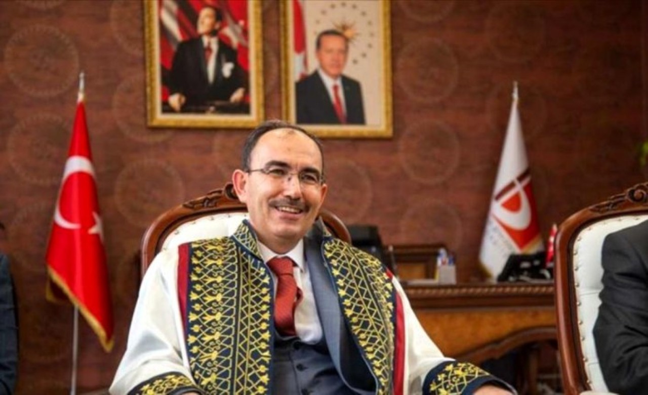 Dünyanın En Etkili Bilim İnsanları"ndan BŞEÜ Rektörü Beydemir,  gençlere güveniyor